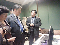 中國載人航天工程辦公室代表團參觀生物醫學工程聯合研究中心